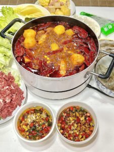 syöminen-hot-pot yksin