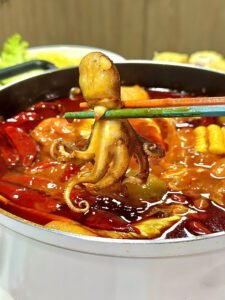 syö hot pot yksin