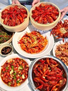 lays spicy crayfish